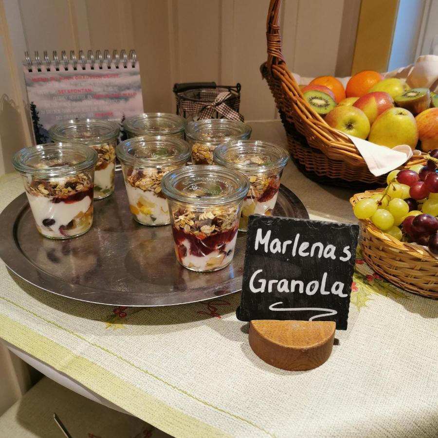 Wanderhotel Sonnebergbaude Waltersdorf  Zewnętrze zdjęcie
