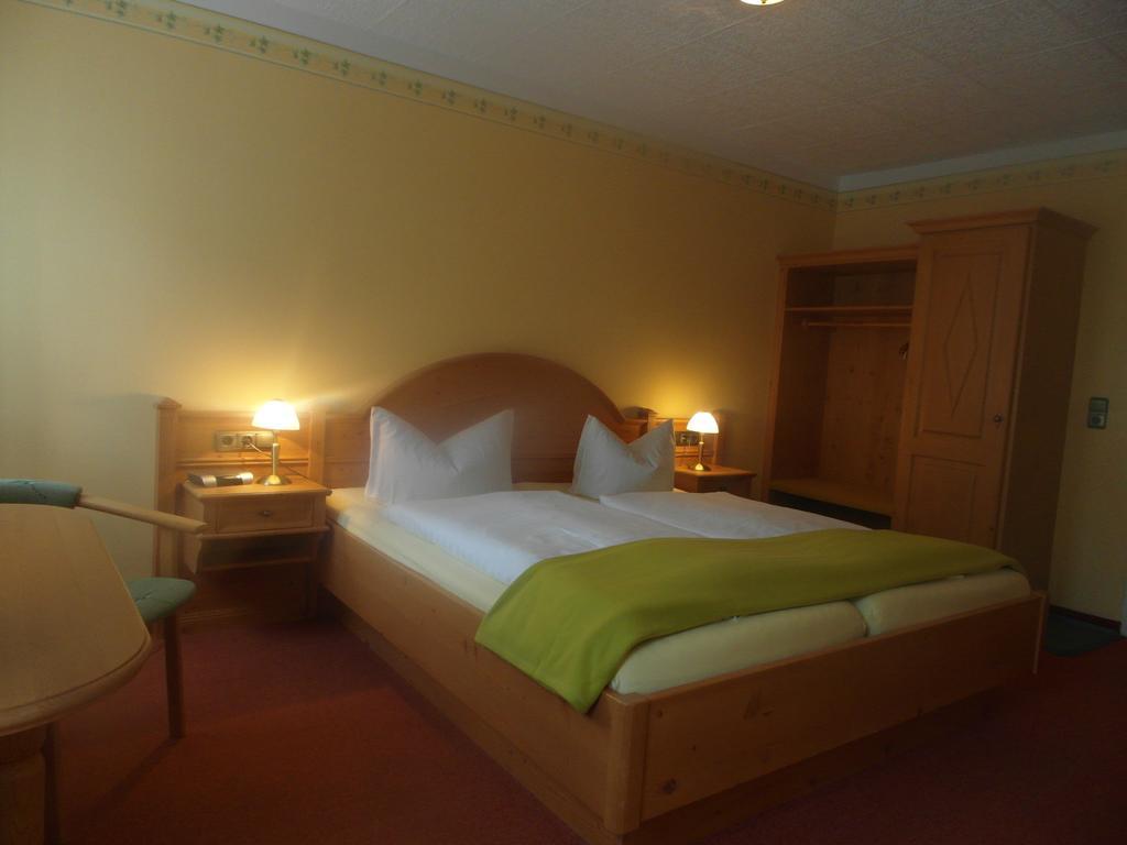 Wanderhotel Sonnebergbaude Waltersdorf  Zewnętrze zdjęcie