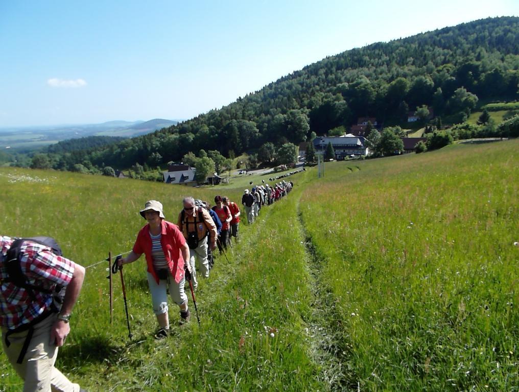Wanderhotel Sonnebergbaude Waltersdorf  Zewnętrze zdjęcie