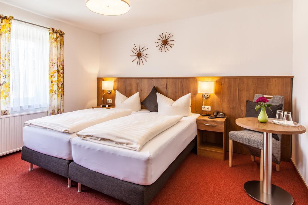 Wanderhotel Sonnebergbaude Waltersdorf  Zewnętrze zdjęcie