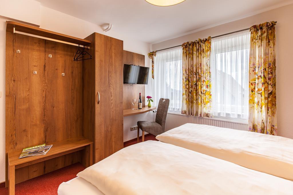 Wanderhotel Sonnebergbaude Waltersdorf  Zewnętrze zdjęcie
