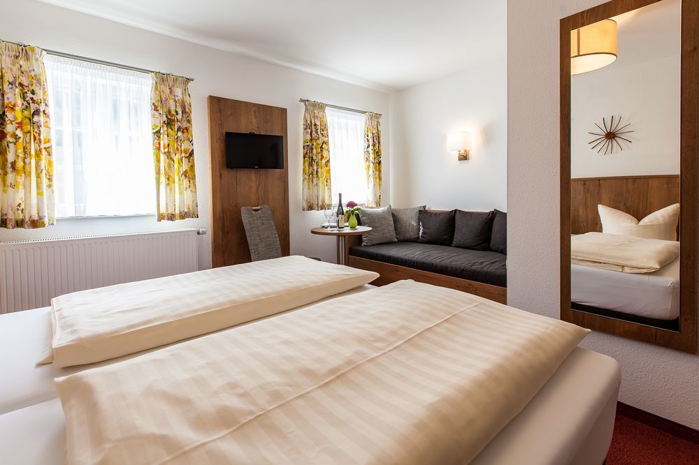 Wanderhotel Sonnebergbaude Waltersdorf  Zewnętrze zdjęcie